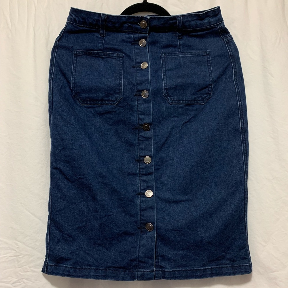 Super stretchy dark denim pencil skirt
